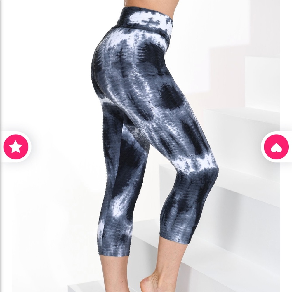 Black and White Tie Dye Booty by Brabants